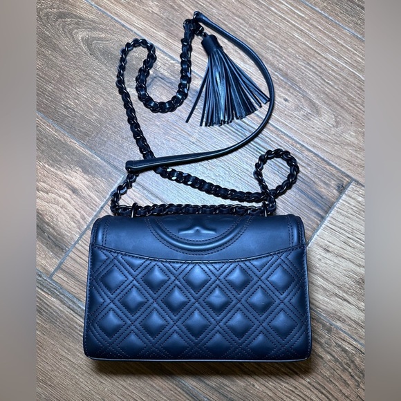 Tory Burch Fleming Convertible Shoulder Bag Matte Black - Picture 3 of 11